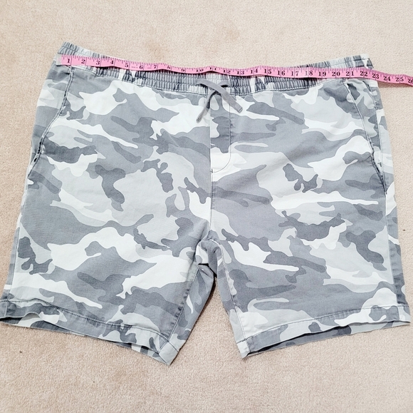 George Stretch Shorts with Pockets Super Soft Gray Camo Men's Size 2XL - Picture 4 of 9